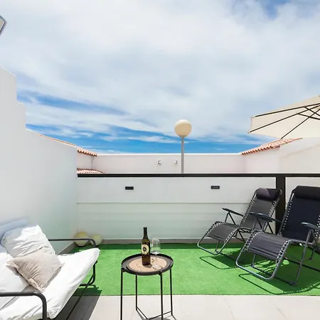 Home2book Nordic Vibes Pool & Terrace 公寓 科斯塔卡莱塔